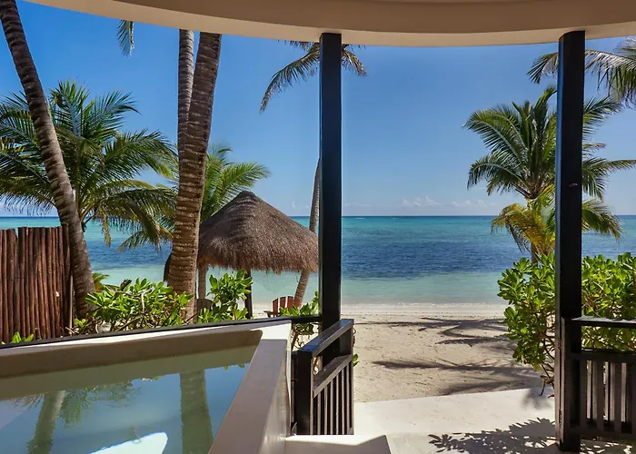 Mantaray Hotel